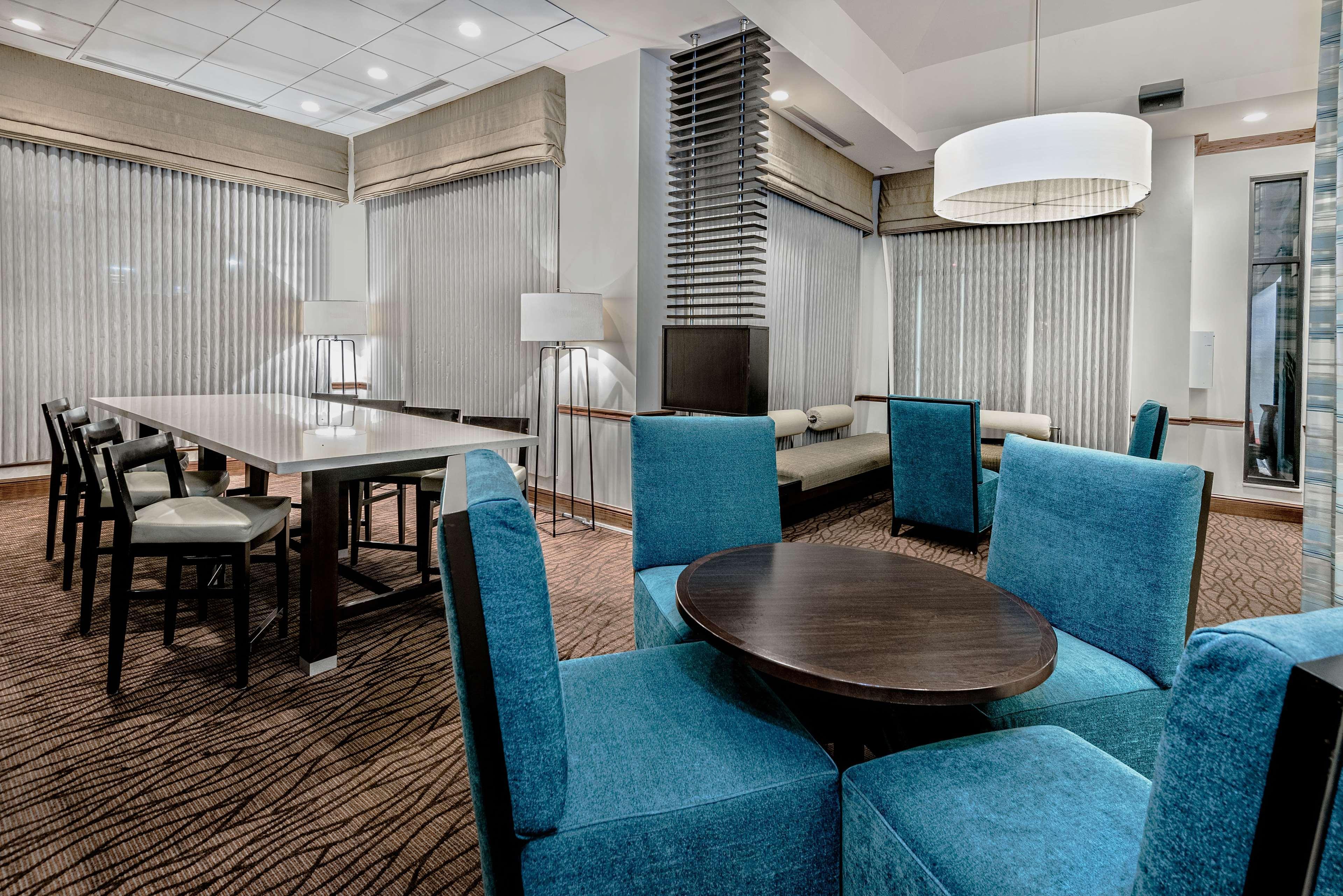 Hilton Garden Inn San Antonio Airport Exterior photo