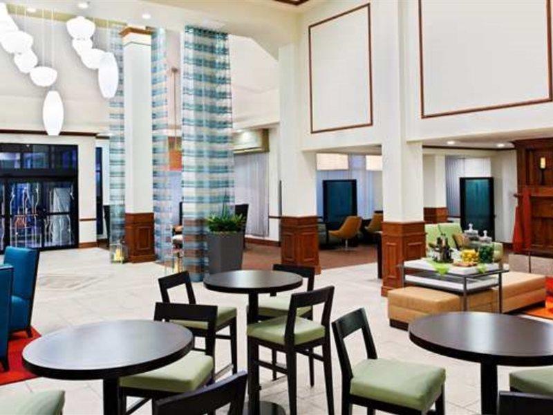 Hilton Garden Inn San Antonio Airport Exterior photo