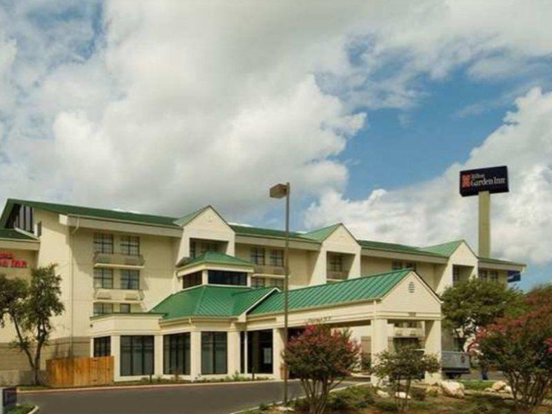 Hilton Garden Inn San Antonio Airport Exterior photo